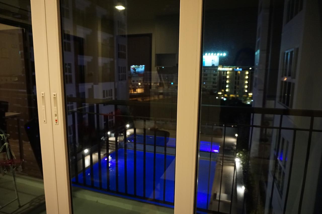 Pool View Room The Prio Chiang Mai Exterior photo