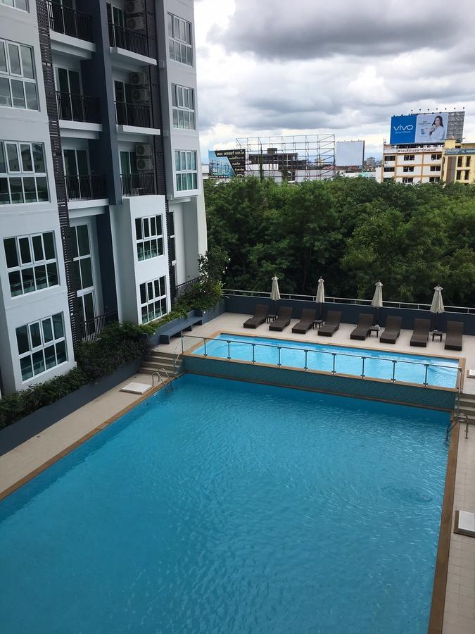 Pool View Room The Prio Chiang Mai Exterior photo